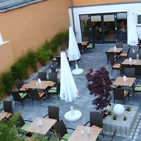 Mattiqo - Modern & Zentral & Free Parking & 24h Self Check-in Hotel *