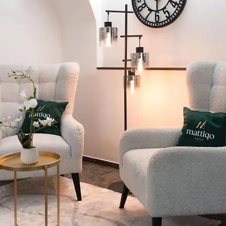 Mattiqo - Modern & Zentral & Free Parking & 24h Self Check-in Hotel Mattighofen