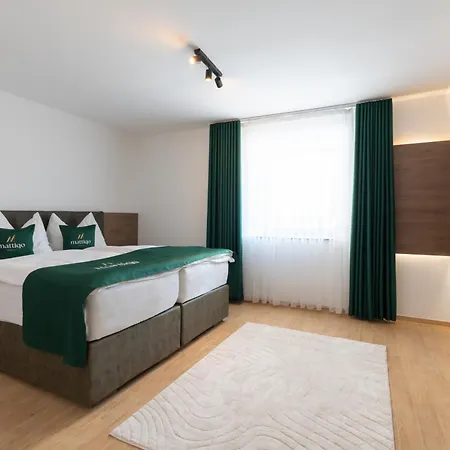 Mattiqo - Modern & Zentral & Free Parking & 24h Self Check-in * Mattighofen