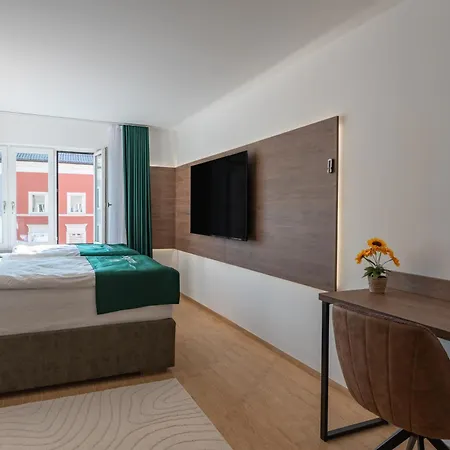 Mattiqo - 24h Self Check-in & Kostenloser Parkplatz Hotel Mattighofen